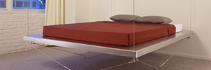 Floating bed